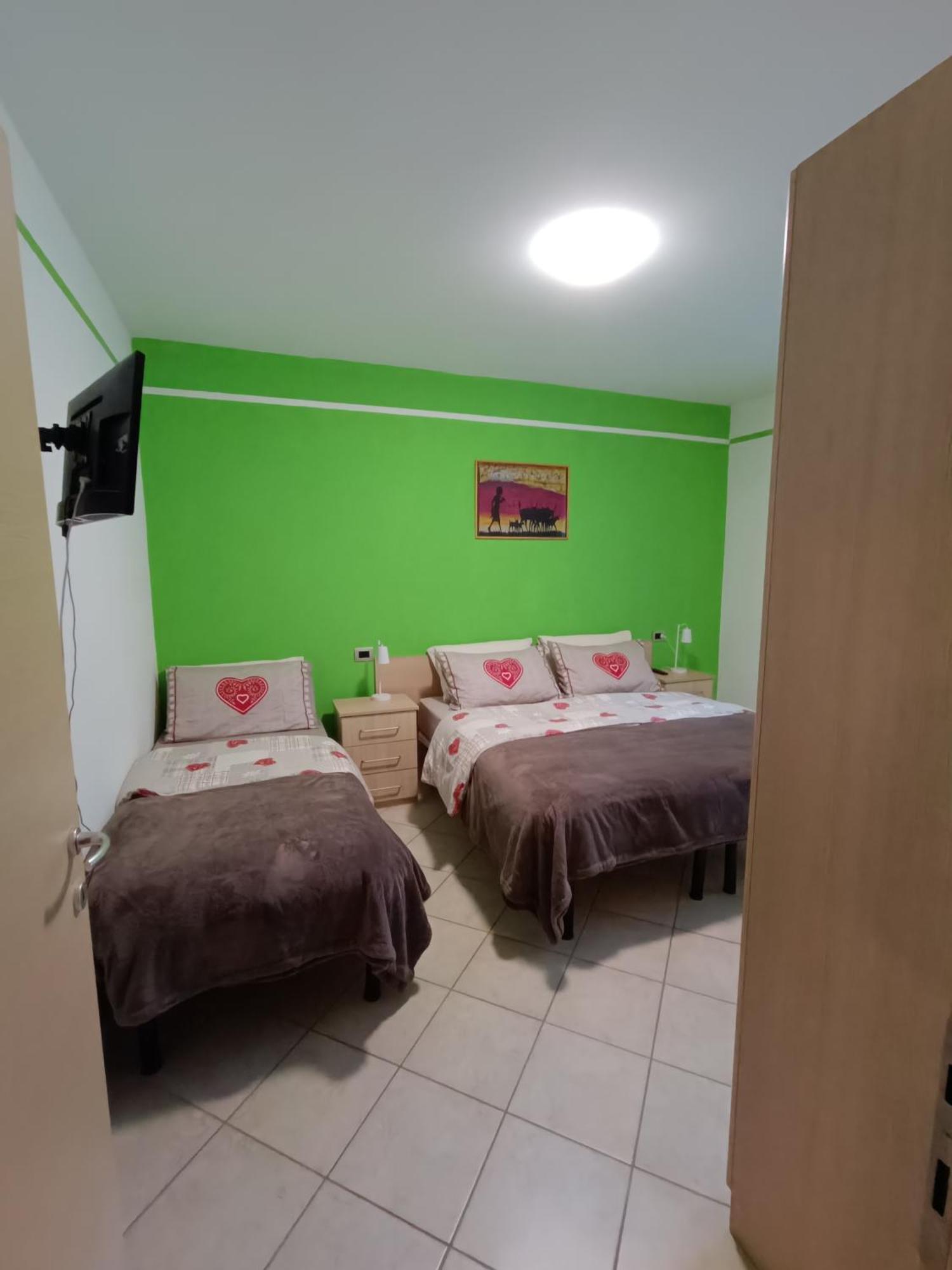 Pisolo Selvaggio Appartement Tirano Kamer foto