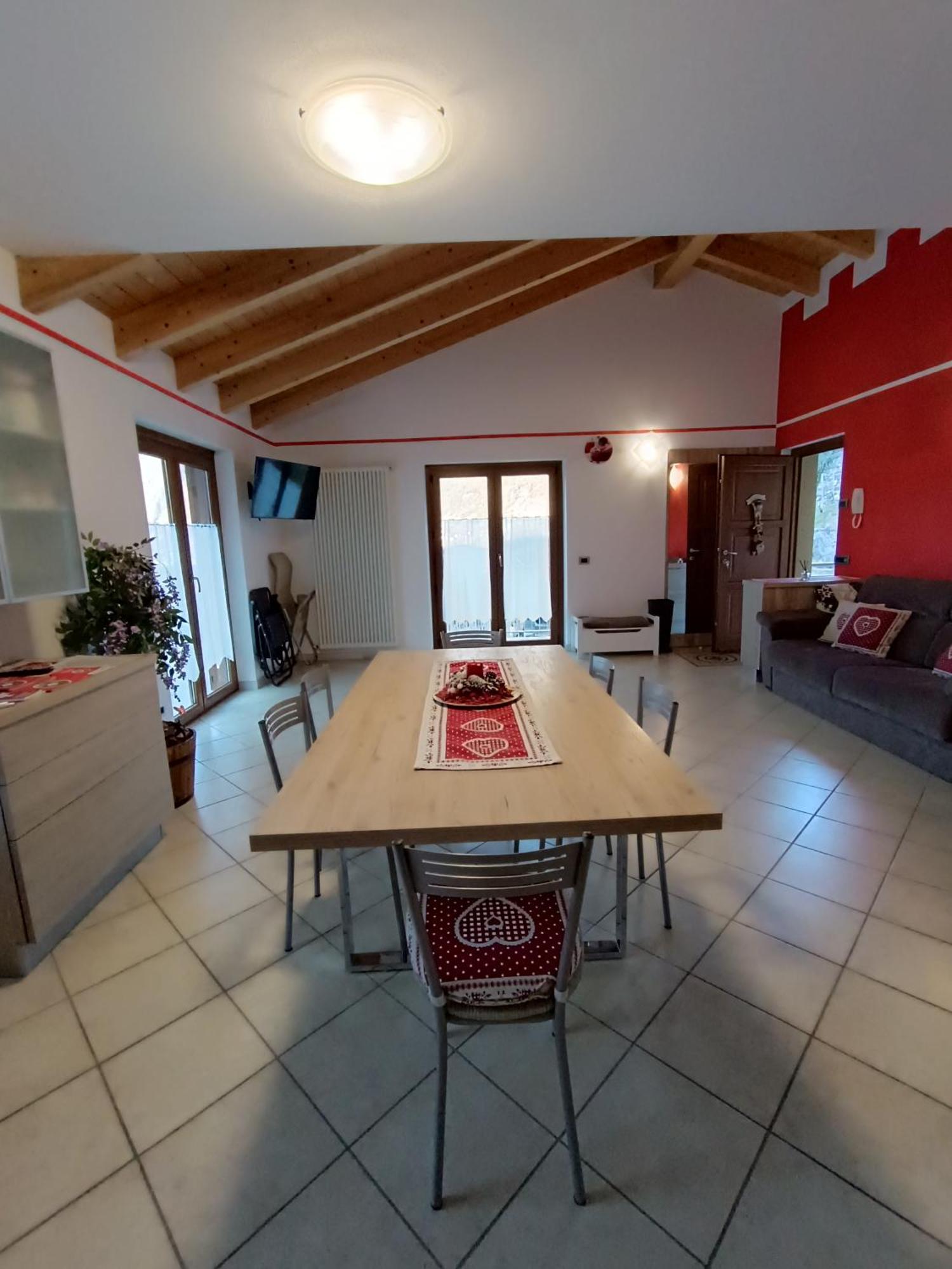 Pisolo Selvaggio Appartement Tirano Kamer foto