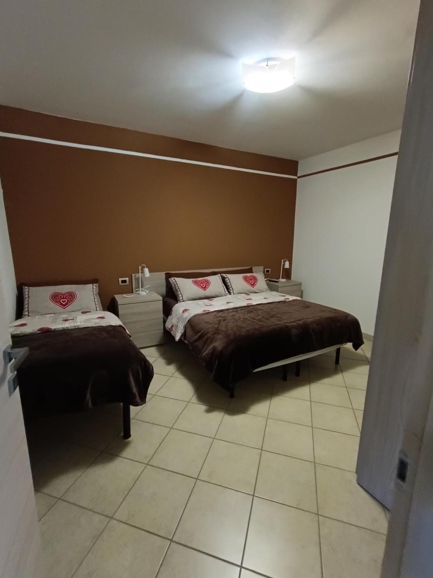 Pisolo Selvaggio Appartement Tirano Kamer foto