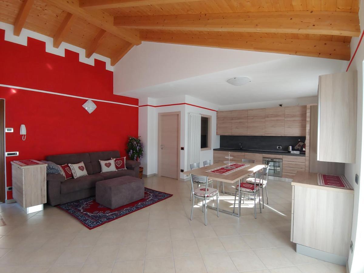 Pisolo Selvaggio Appartement Tirano Buitenkant foto