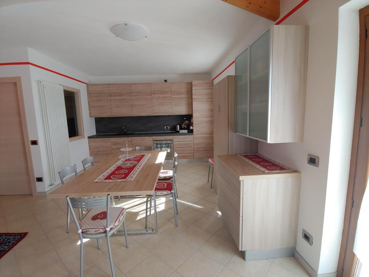 Pisolo Selvaggio Appartement Tirano Buitenkant foto
